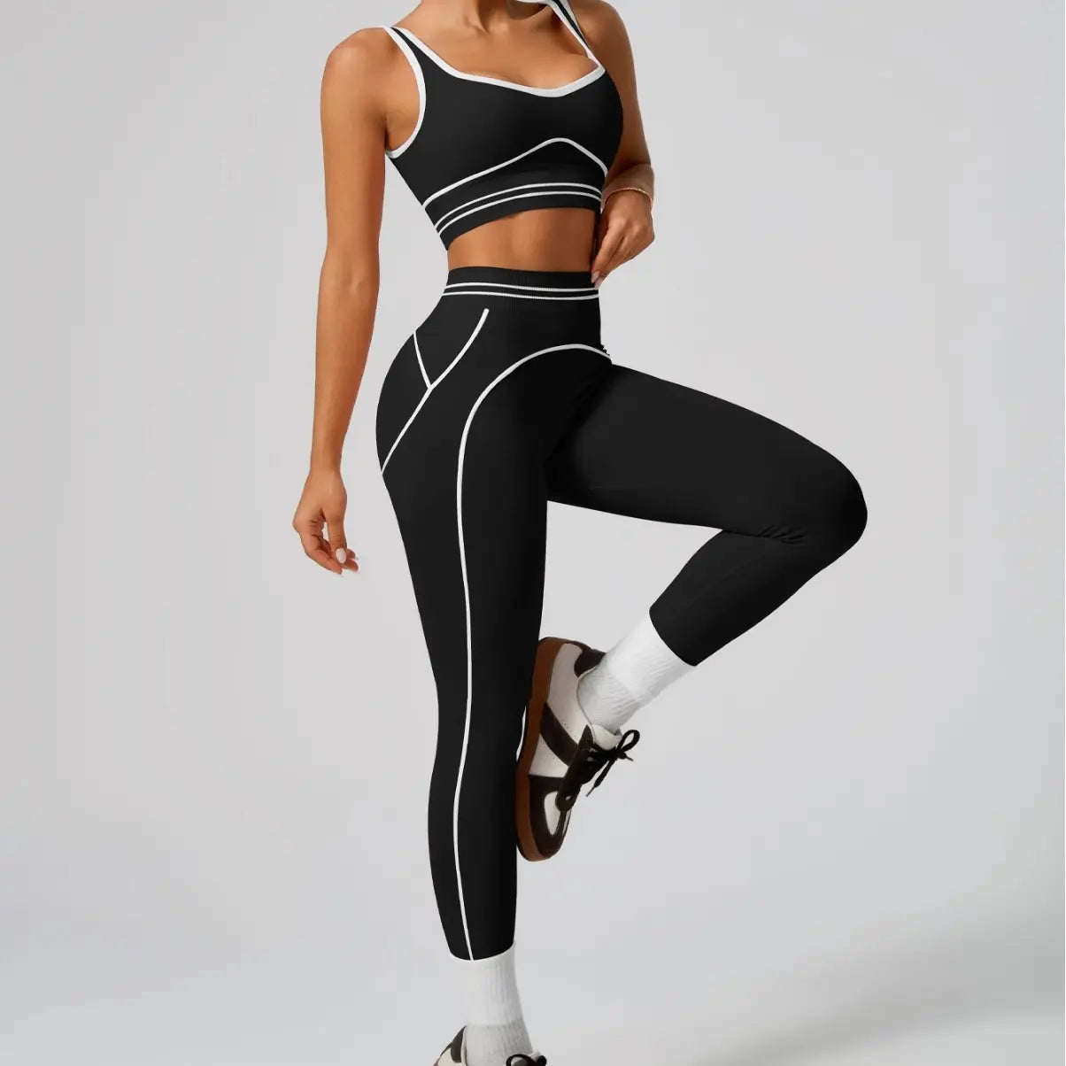 Women'S Two-Piece Seamless Sports Suit, Buttery Soft Quick Dry Activewear, Slim Fit Squat Proof Outfit, Suitable for Hiking Running Fitness Gym, Everyday Summer Yoga Casual Sportswear